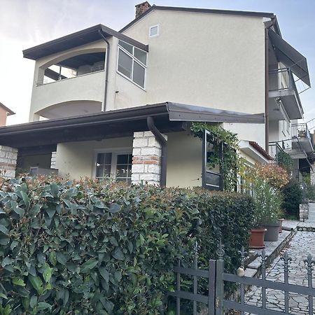 Premium Apartment Sunny Πόρετς Εξωτερικό φωτογραφία
