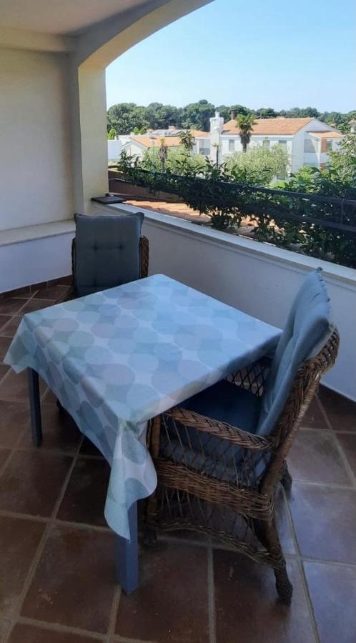 Premium Apartment Sunny Πόρετς Εξωτερικό φωτογραφία